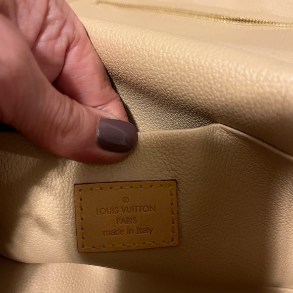 Authentic Louis Vuitton Nice Bb - Picture 7 of 16